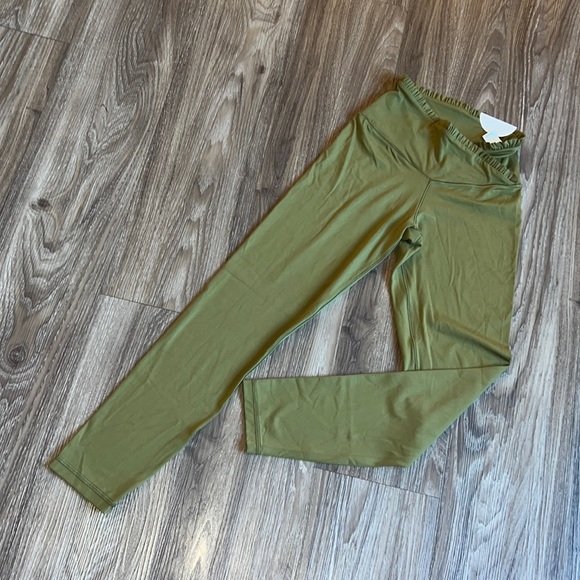 aerie Pants - ☘️Offline aerie crossover ruffle legging